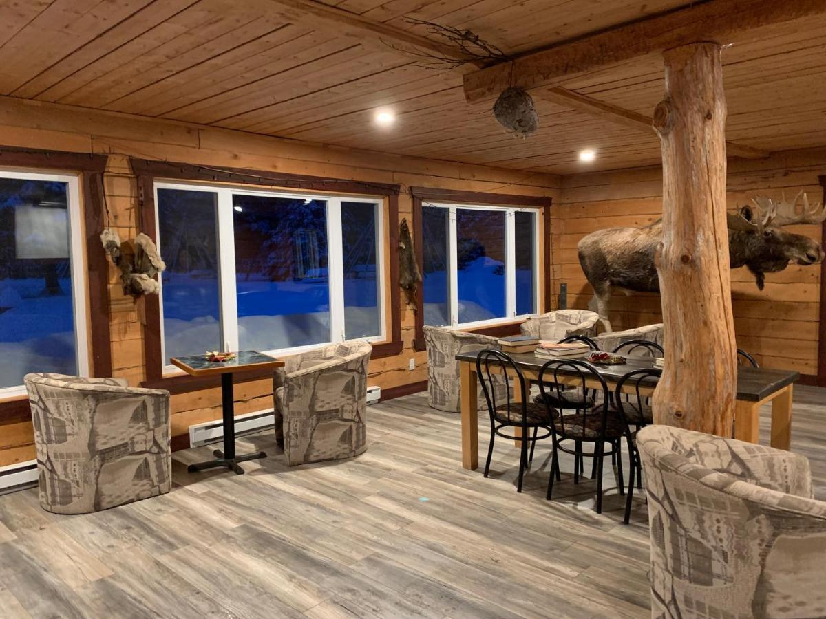 L'Auberge Refuge Du Trappeur サン・マチュー・デュ・パルク エクステリア 写真