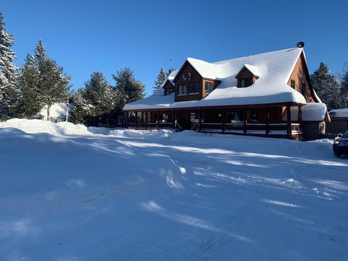 L'Auberge Refuge Du Trappeur サン・マチュー・デュ・パルク エクステリア 写真