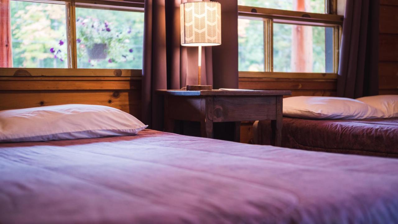 L'Auberge Refuge Du Trappeur サン・マチュー・デュ・パルク エクステリア 写真